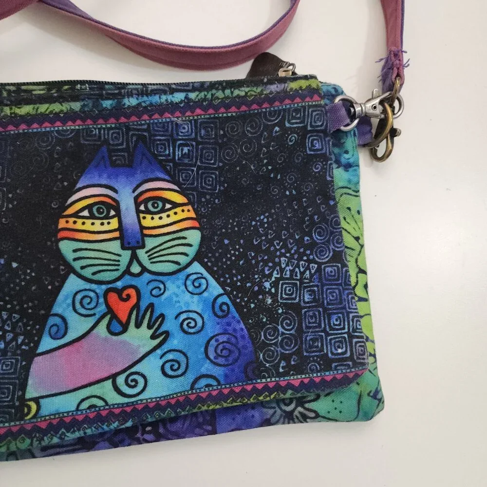 Laurel Burch "Wishing Love Cat" Canvas Crossbody Purse Blue and Green - Picture 3 of 10